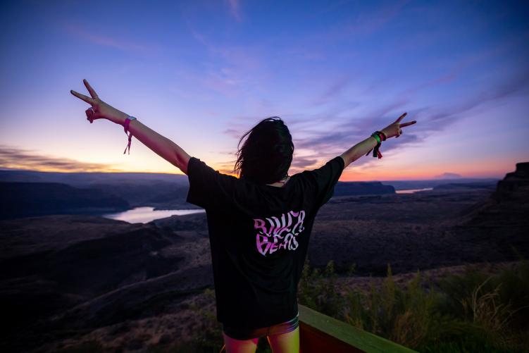 River Beats Tee - Swamp Creatures