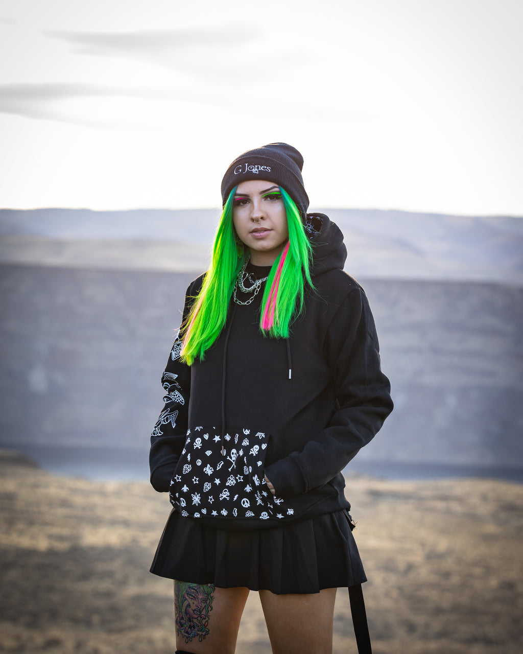 River Beats Sweatshirt - Swamp Creatures